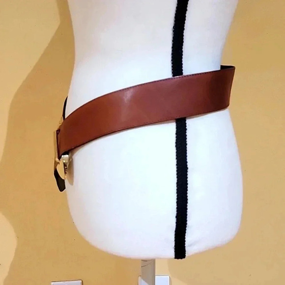 Avignon belts main image 5